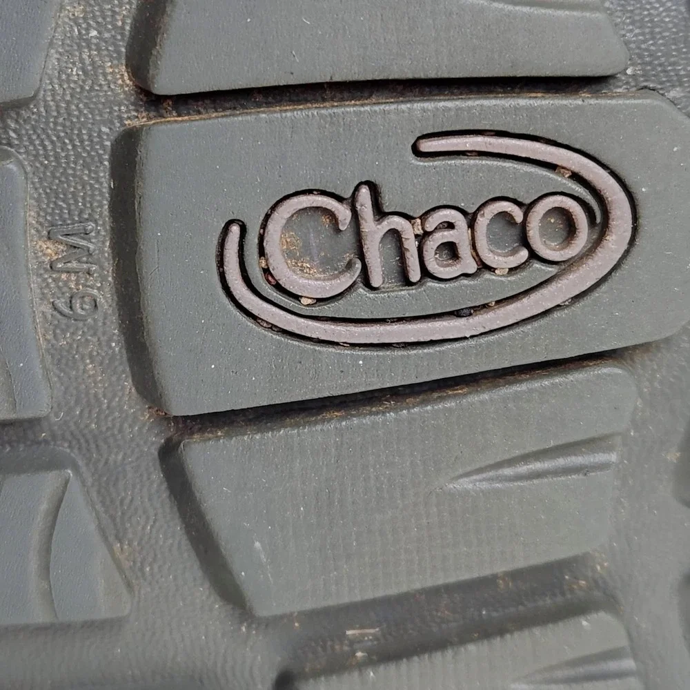 Chaco Updraft EcoTread X2 Sandals Womens Size 9 Black Gray Waves Hiking Trail
